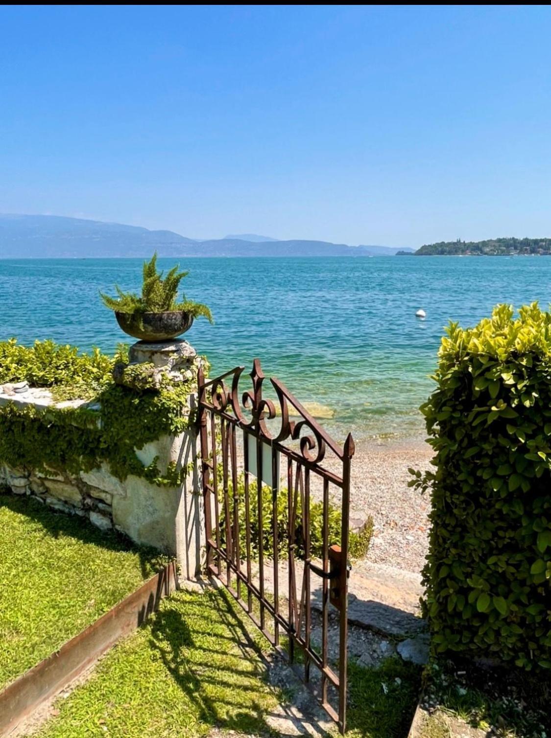 Luxury Lakeside Apartment Right On The Water Salo Luaran gambar